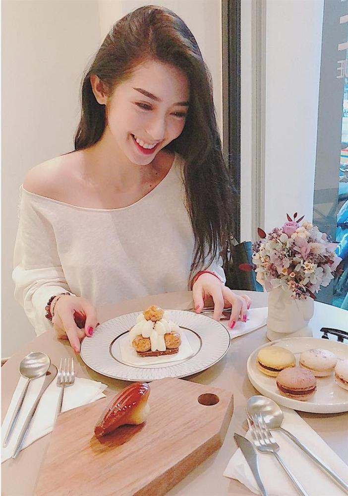 Hoa hậu HHen Niê than thở không thích chụp hình mà cứ bắt diễn-5