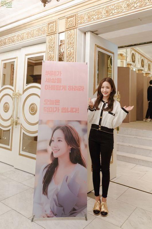 Biểu tượng sắc đẹp Krystal gây ngỡ ngàng với ngoại hình thừa cân, cằm lộ ngấn mỡ-3