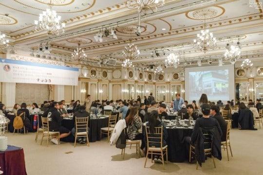 Biểu tượng sắc đẹp Krystal gây ngỡ ngàng với ngoại hình thừa cân, cằm lộ ngấn mỡ-2