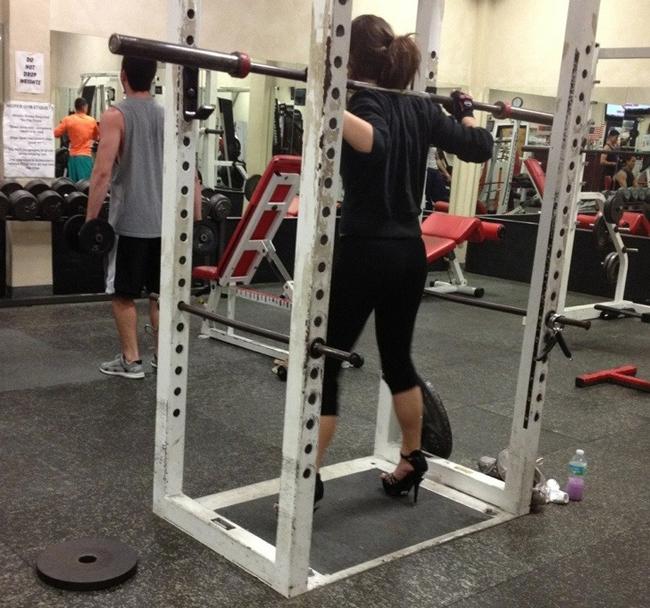 Chùm ảnh vui về thời trang (P2): 1001 tình huống bi hài ở phòng tập gym-11