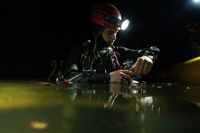 Phát hiện thêm hệ thống hang ngầm sâu trên 90m tại Sơn Đoòng-1