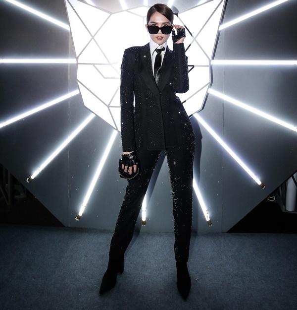 SAO MẶC ĐẸP: Trương Hồ Phương Nga tái xuất xinh tựa nữ thần - Ngọc Trinh biến hóa 3 phong cách ấn tượng-3