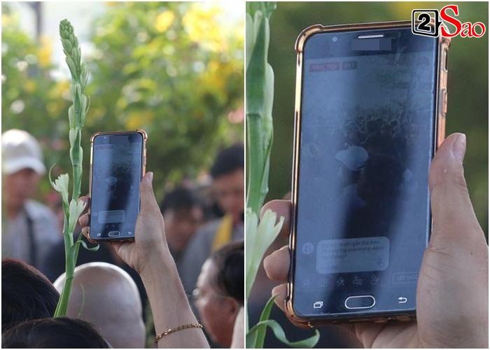 Phẫn nộ cảnh người dân giẫm đạp lên bia mộ, chen nhau nghẹt thở chỉ vì livestream khoảnh khắc linh cữu Anh Vũ hạ huyệt-10