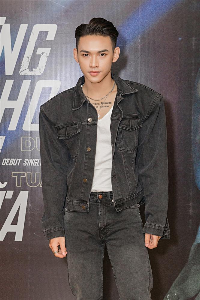 Giọng ca mạnh dạn mời Linh Ka đóng MV đầy rẫy cảnh nóng chẳng ngại bị gọi là Chi Pu version nam-2