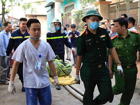 Cháy ở Trung Văn 8 người chết và mất tích: Cửa khóa trái, không kịp cứu ai