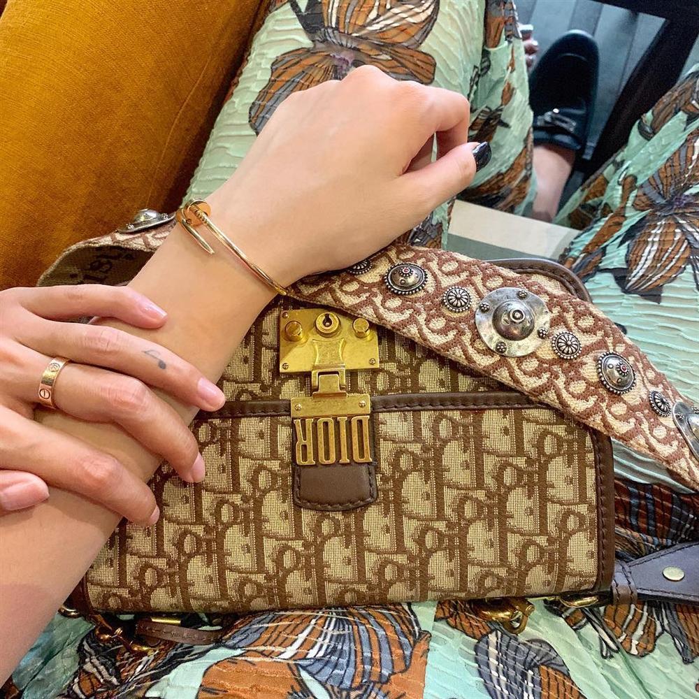 Minh Triệu - Kỳ Duyên tay trong tay tình tứ, fans lập tức chèo thuyền vì họ quá đẹp đôi-2