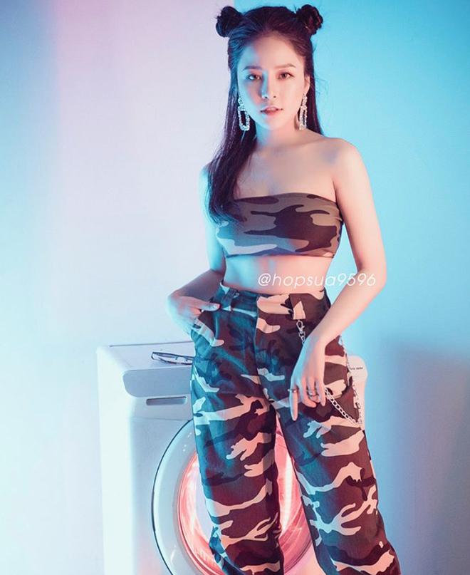 Trước khi có tin đồn lộ clip nóng 5 phút, Trâm Anh đã khiến fan chán ngấy vì phong cách gợi tình quá đà-10