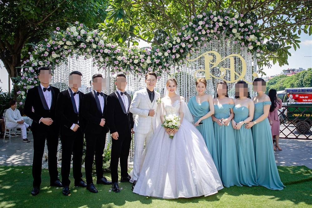 Cô dâu bị nhầm là vợ nam chính trong clip 5 phút động viên hotgirl Trâm Anh: Tuổi trẻ ai cũng mắc sai lầm-3