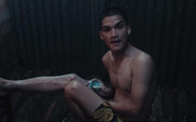 Chết cười với màn đụng chạm da thịt đáng nhớ của Mạc Văn Khoa và Huy Khánh-1