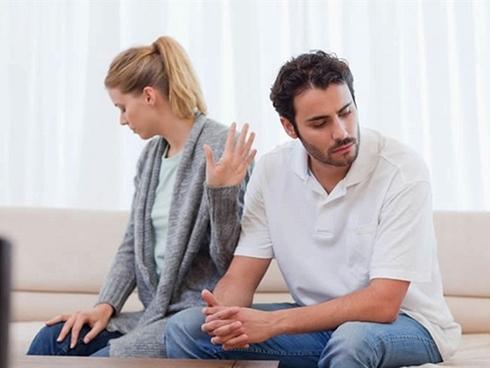 Vợ ngã ngửa khi phát hiện chồng có 47 đứa con