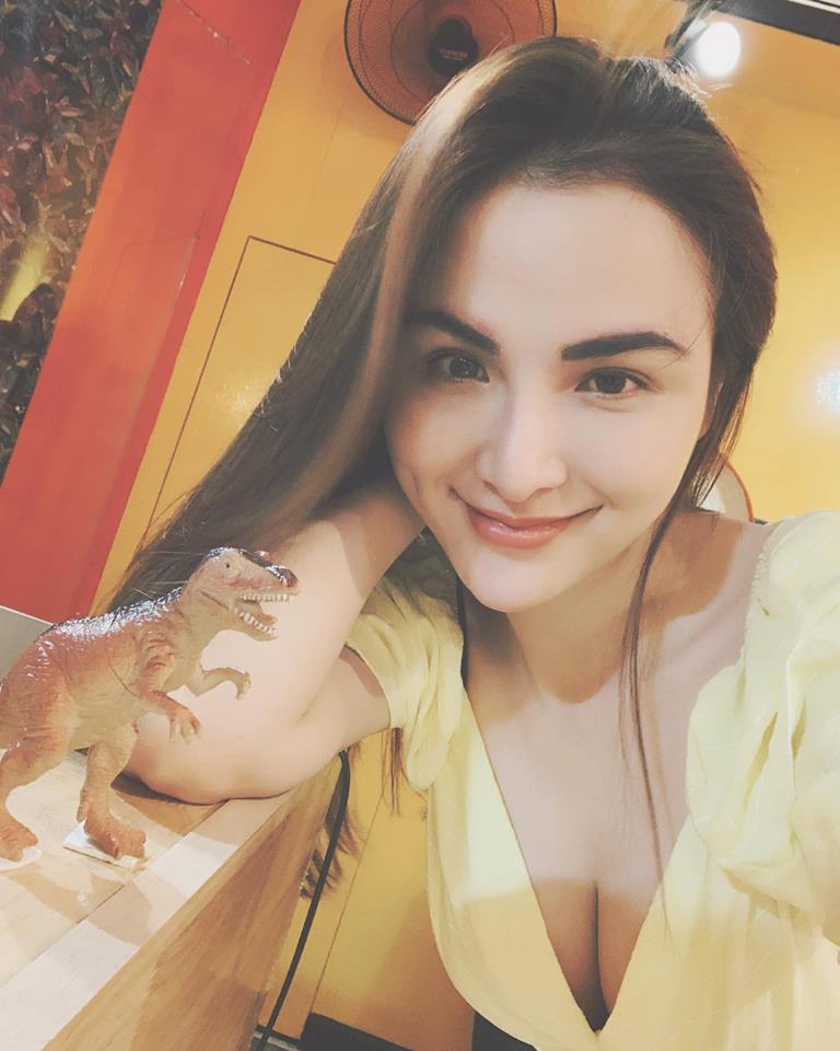 Đang lúc clip nóng bị nghi của hot girl Trâm Anh lan truyền mạnh, Hoa hậu Diễm Hương ẩn ý: Lần đầu bắt kịp trào lưu-7