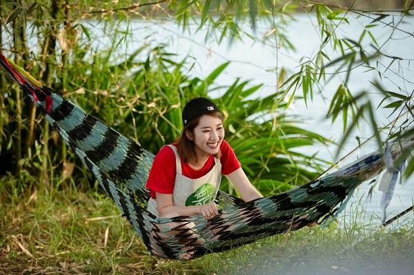 Xả thân cứu Thúy Ngân đuối nước, nào ngờ Trường Giang lại bị mỹ nhân nhấn đầu đến chìm nghỉm giữa hồ-10