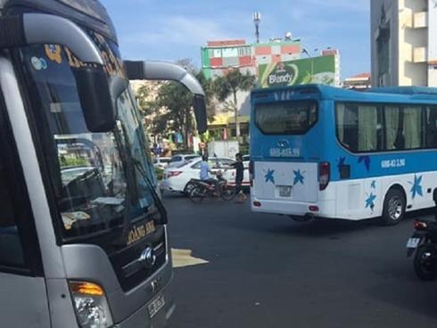 Video: Nam thanh niên nhẫn tâm lái ô tô chèn qua người bạn gái sau khi cãi vã-1