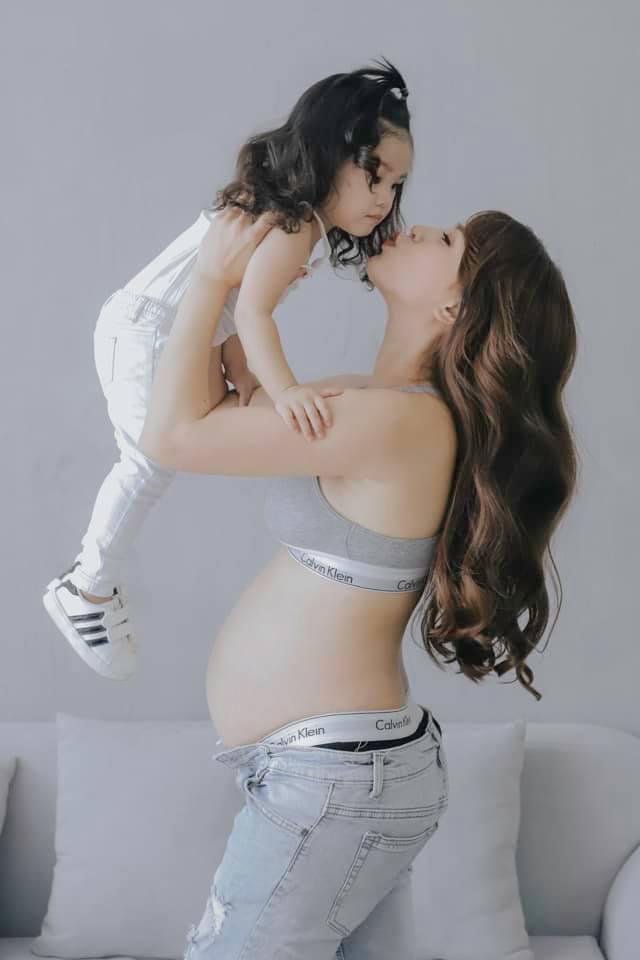 Chuẩn bị lâm bồn, Hải Băng sợ hãi khi đọc được tin sản phụ 40 tuổi suýt chết vì sinh lần 3 bị vỡ tử cung-6