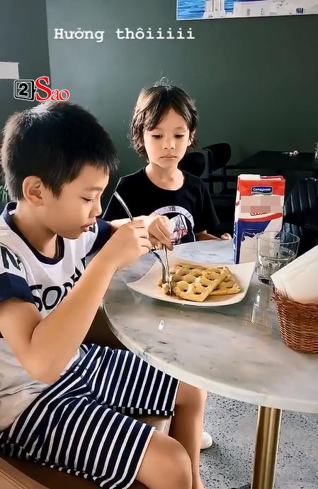 Ngắm Subeo miệt mài làm bánh, Hồ Ngọc Hà không quên nhắc nhở quý tử một câu khiến ai nghe cũng hết hồn-5