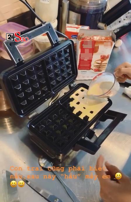 Ngắm Subeo miệt mài làm bánh, Hồ Ngọc Hà không quên nhắc nhở quý tử một câu khiến ai nghe cũng hết hồn-3