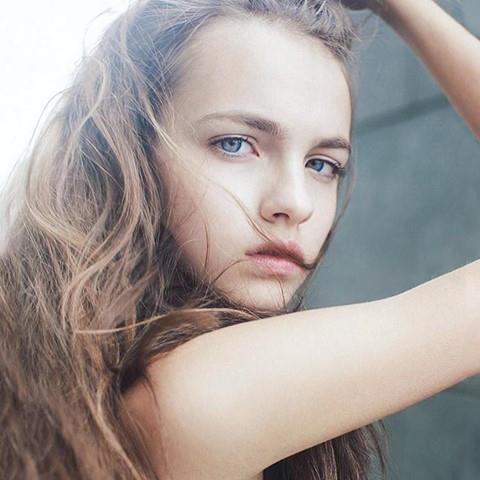 4 hot girl Ukraine xinh như búp bê nổi tiếng với dân mạng Việt Nam-11