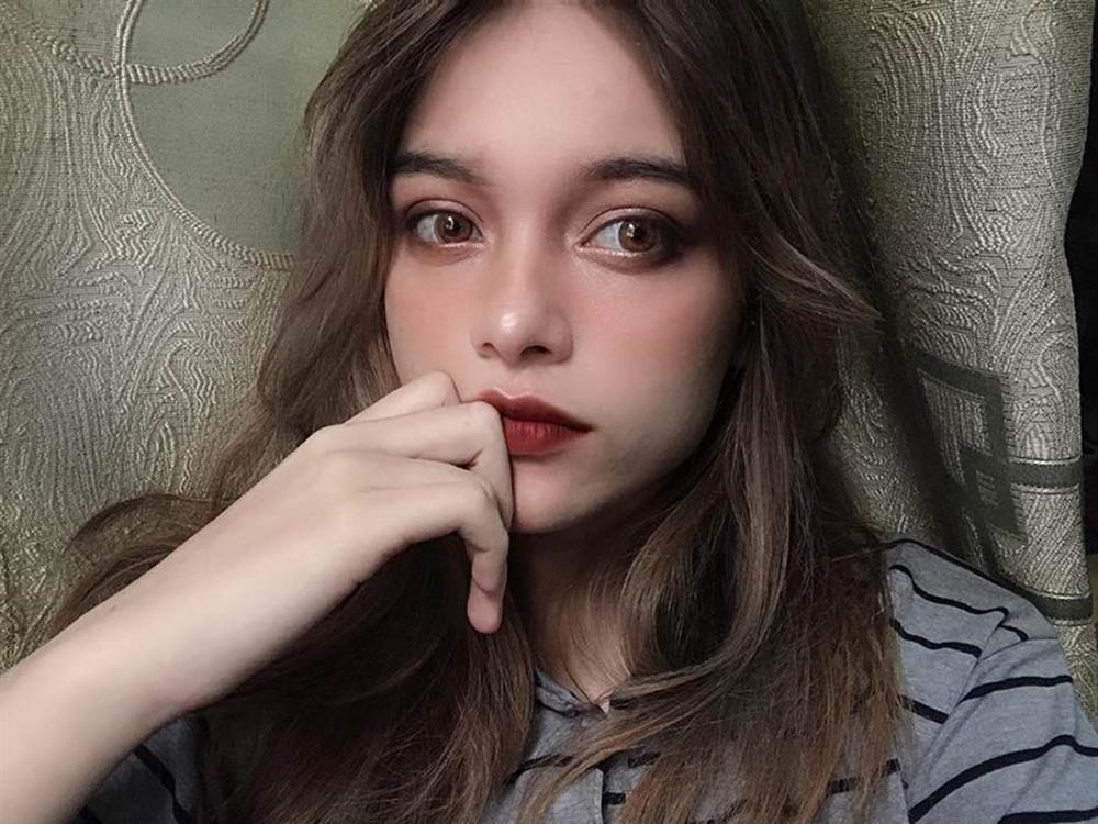 4 hot girl Ukraine xinh như búp bê nổi tiếng với dân mạng Việt Nam-4