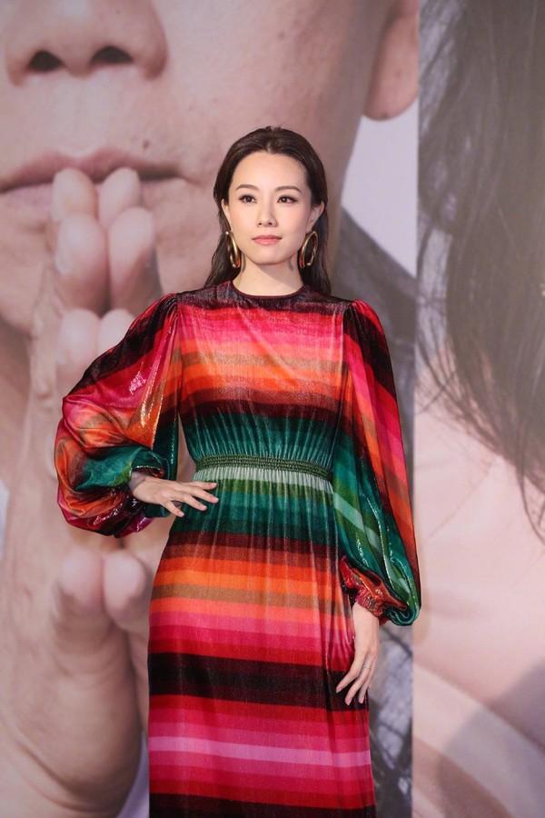 Thảm đỏ Oscar Hong Kong 2019: Song Hye Kyo đọ sắc với Hồ Định Hân, Thái Trác Nghiên-34