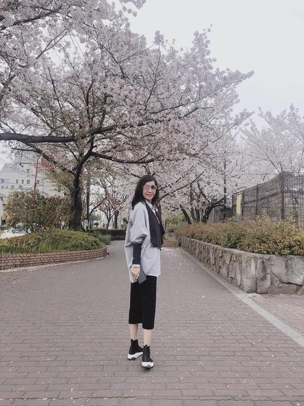 Cát Phượng check-in ở Nhật Bản, thế nhưng nhìn ảnh…-1