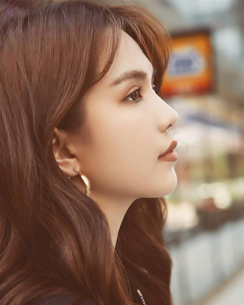 Tiết lộ chỉ muốn yêu người bình thường, Ngọc Trinh bị phản ứng gay gắt: Thôi chị đừng phét nữa-1