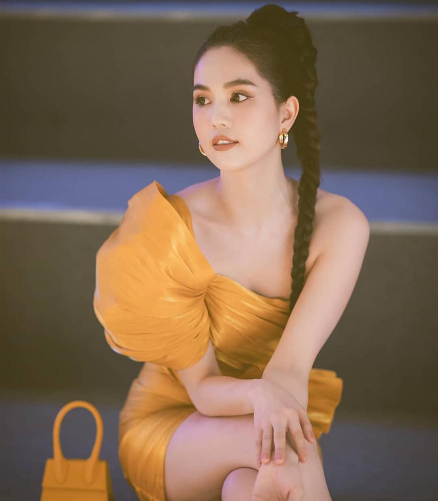 Tiết lộ chỉ muốn yêu người bình thường, Ngọc Trinh bị phản ứng gay gắt: Thôi chị đừng phét nữa-2