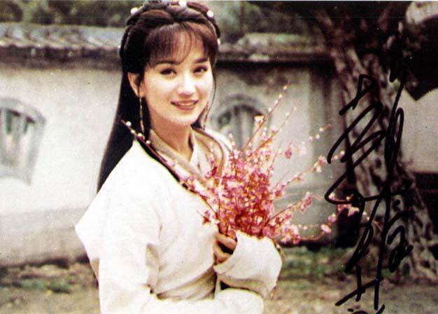 Kinh ngạc với nhan sắc của nữ thần không tuổi Triệu Nhã Chi ở tuổi 41-3