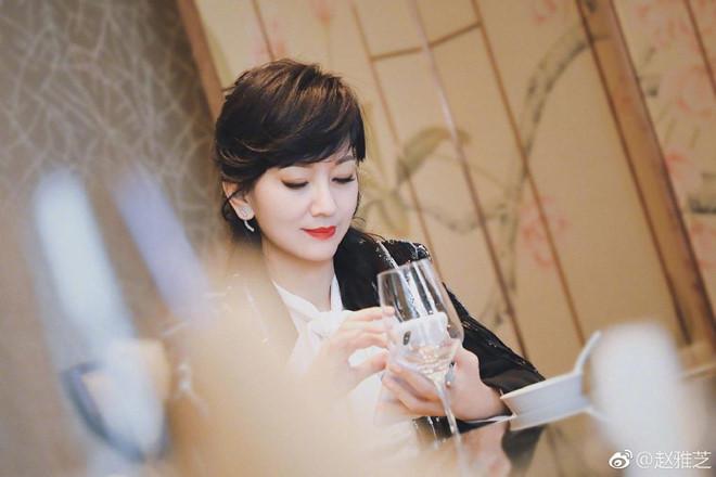 Kinh ngạc với nhan sắc của nữ thần không tuổi Triệu Nhã Chi ở tuổi 41-7