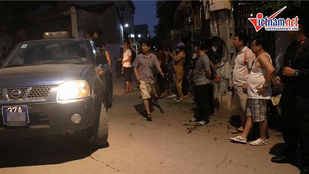 Cảnh sát bắt 4 người cùng xe tải chở 600kg ma túy ở Nghệ An-4