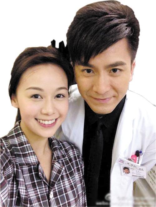 Chồng diva đình đám Hong Kong bị lộ ảnh thân mật với người tình Á hậu trong xe ô tô-4