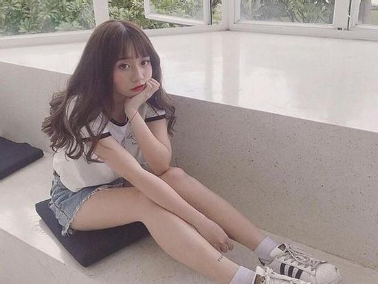 Tử vi Thứ năm ngày 25/4/2019 của 12 cung hoàng đạo: Kim Ngưu căng thẳng với hàng xóm, Bọ Cạp trúng tiếng sét ái tình