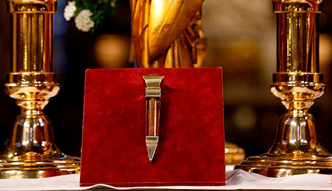 Kho báu vật được cứu trong Nhà thờ Đức Bà Paris-2