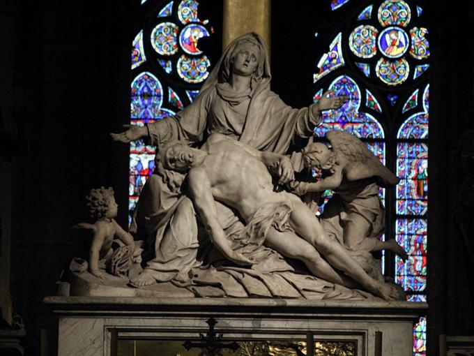Kho báu vật được cứu trong Nhà thờ Đức Bà Paris-7