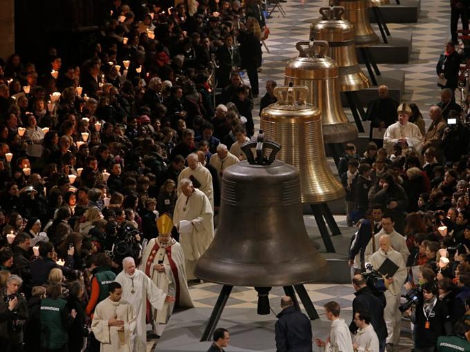 Kho báu vật được cứu trong Nhà thờ Đức Bà Paris-9