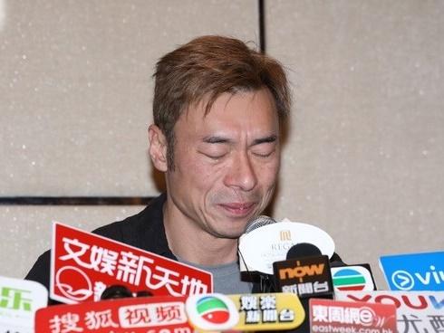 Tài tử Hong Kong xấu hổ đến mức không dám lộ mặt sau khi bị người tình Á hậu cắm sừng-8