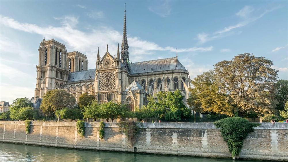 Hồi ức về Nhà thờ Đức Bà, kiến trúc hoàn mỹ của nhân loại-1