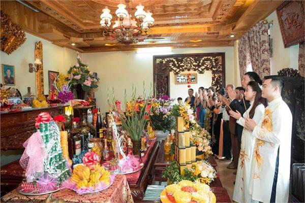 Đám cưới khủng ở Hưng Yên: Bố giàu nứt đố đổ vách bảo sao dựng rạp thôi cũng ngốn 2 tỷ lại mời cả ca sĩ Đan Trường-16