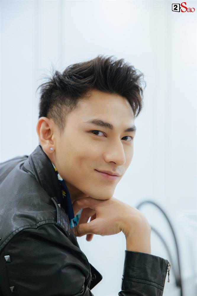 Dành cho hội MÊ TRAI ĐẸP: Bộ ảnh không photoshop chứng minh Isaac là nam thần hiếm hoi của làng giải trí Việt-2