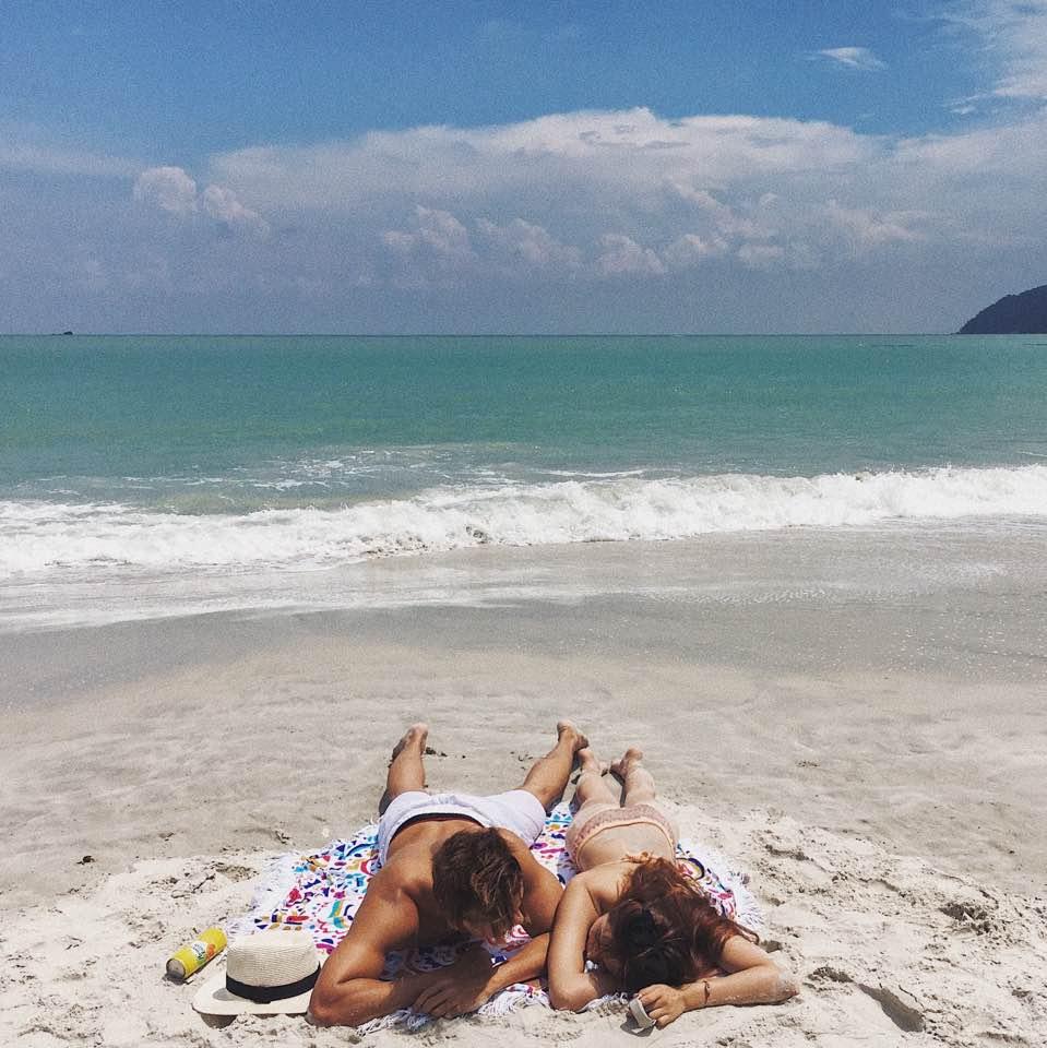 Chàng trai nên duyên cùng nữ MC nổi tiếng vào tháng 5: Mặt tiền chẳng kém hotboy, body thuộc hàng cực phẩm-9