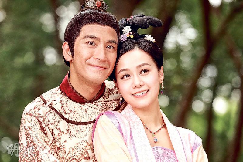 Á hậu vàng trong làng giật chồng: Nhan sắc mờ nhạt, diễn xuất kém cỏi nhưng thả thính thì không ai bằng-3