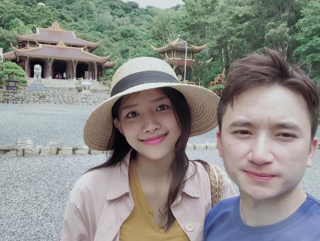 Phan Mạnh Quỳnh và bạn gái hot girl xác nhận ngày cưới-1