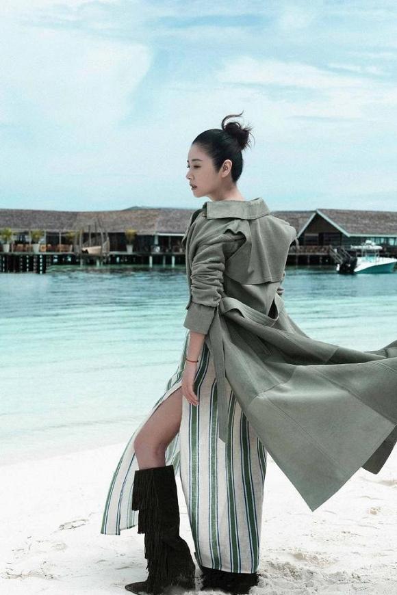 Gái 1 con Lâm Tâm Như chiêu đãi người hâm mộ bằng loạt ảnh mát mẻ ở Maldives-5