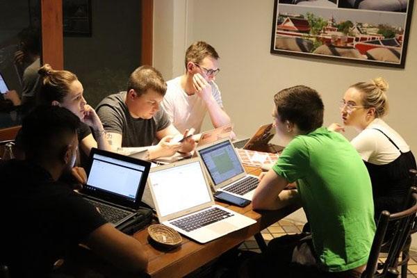 Sếp nhà người ta đây rồi: Cho nhân viên du lịch miễn phí Thái Lan, Mexico, Ấn Độ… cả tháng, mời bạn bè, người thân đi cùng càng vui-3