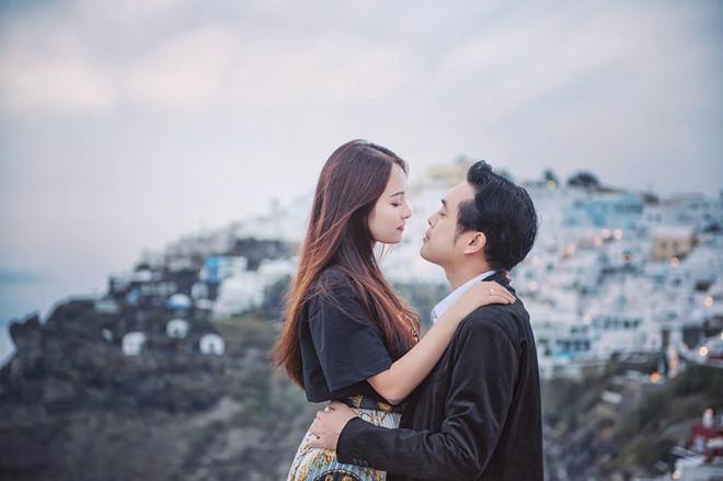 Dương Khắc Linh và bạn gái kém 13 tuổi thoải mái tình tứ trên MXH-9