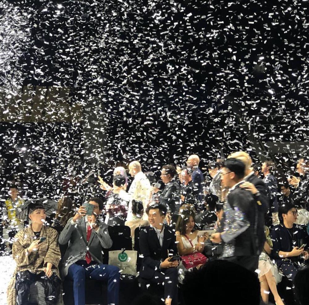 Hóa ra đằng sau bộ đồ như thầy pháp bắt ma của Đức Phúc là cả một sự tính toán cực kỳ tinh vi-6