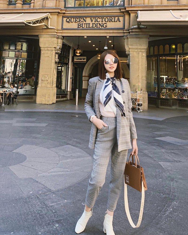 STREET STYLE giới trẻ: Hoàng Yến Chibi khoe ngực khủng - Jun Vũ mát mẻ với bikini xanh nõn chuối-3