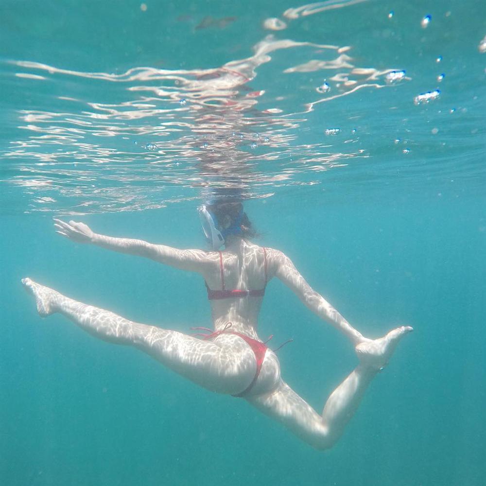 Nghiện yoga như Phương Trinh Jolie: Bất kể dưới nước hay trên sóng truyền hình đều tạo dáng bá đạo-4