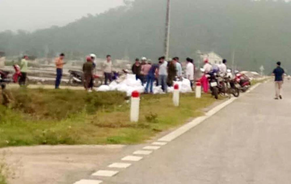 Cả đoàn xe cảnh sát giao thông chở tang vật gần tấn ma túy ở Nghệ An-1