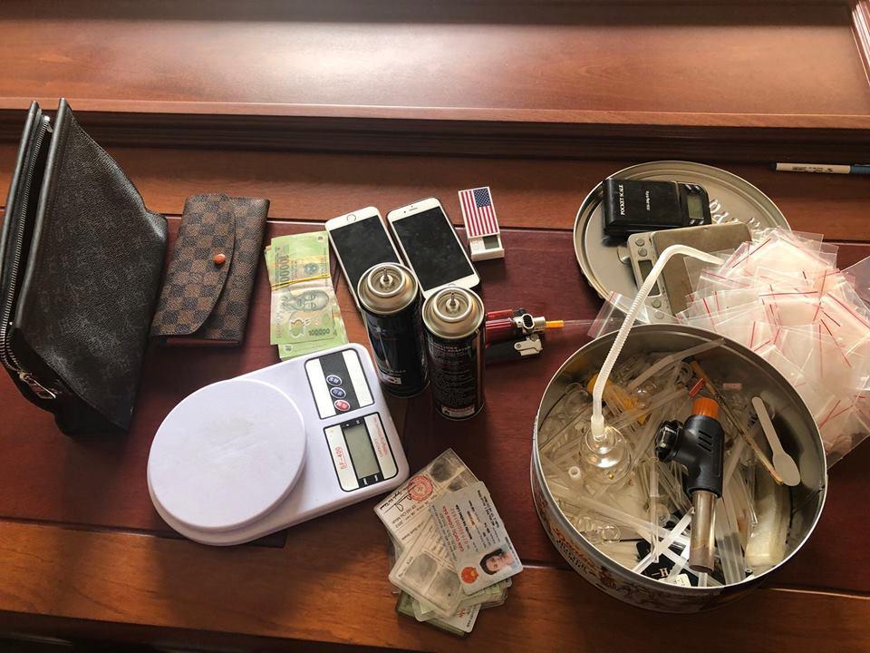 Nữ sinh viên 9X ngành dược bị bắt quả tang khi đang đi bán ma tuý cho con nghiện-2