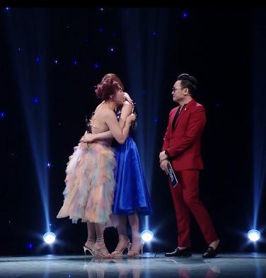 Được hẳn gái xinh như hoa 5 lần 7 lượt tỏ tình, trai đẹp thẳng thắn từ chối sau khi thả thính khiến cả trường quay sốc nặng-3